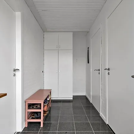 7766-hvide-sande-livadiavej-25 *